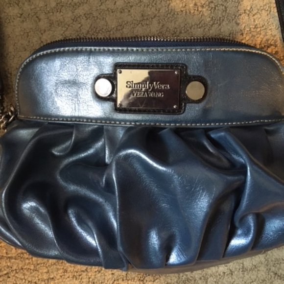 Simply Vera Vera Wang Blue Metallic Bag with Chain - Picture 3 of 4